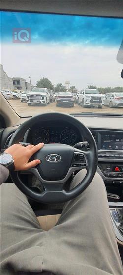 هیۆندای ئەلەنترا